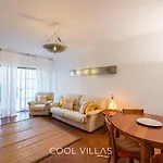 Villa Lorenzo - walking distance to beach